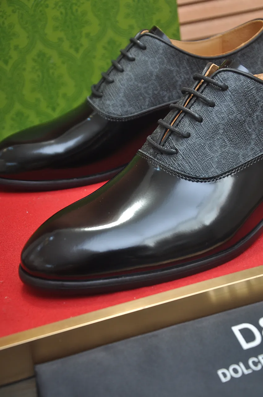 Men's shoes💰500💶Italy's top luxury men's shoe giant (GUCCI) (Gucci) (full cowhide lining) new arrival🍃Original European style🔰 Pleasant to the eye😍In order to make the shoes more durable and non-deformable🌀The production continues to follow traditional methods but there is still no lack of innovation💪Choose original sheepskin for the leather♻️ Smooth and natural And extra bright ⭐Made of imported cowhide, the first choice of rich people 38-45 (45 customized)